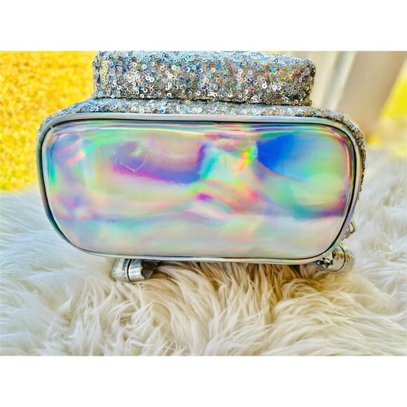 *NEW EXCLUSIVE* Loungefly XLasr Disney Holographic Sequin Minnie Mini Backpack - Picture 9 of 11
